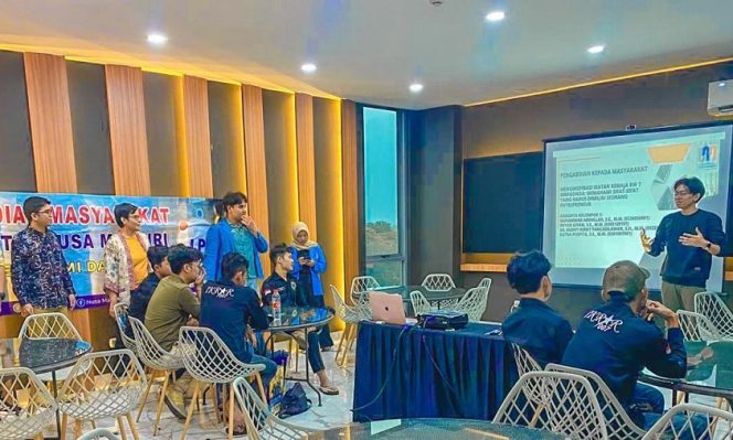 
					Dosen Universitas Nusa Mandiri Beri Inspirasi Pada Ikatan Remaja RW 7 Margonda Untuk Jadi Entrepreneur