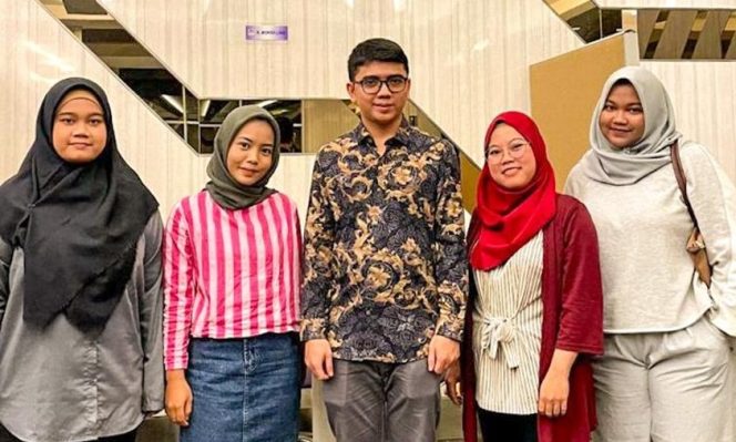 
					Sinergi Dosen dan Mahasiswa Universitas Nusa Mandiri