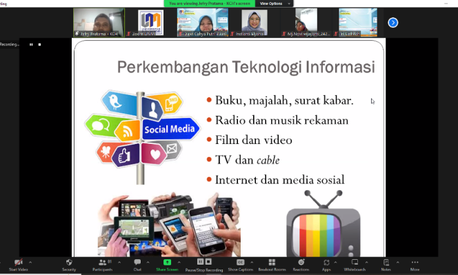 
					Bangun Komunikasi dan Negosiasi     