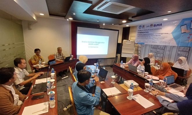 
					Dosen Universitas Nusa Mandiri Ciptakan Aplikasi CYBERSENTINEL