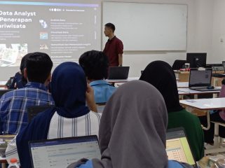 HIMASATA UNM Sukses Gelar Workshop Pengembangan AI Berbasis Data-Driven