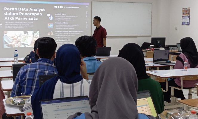 
					HIMASATA UNM Sukses Gelar Workshop Pengembangan AI Berbasis Data-Driven