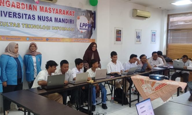 
					Pelatihan Pemanfaatan AI untuk Menunjang Peningkatan Literasi Digital
