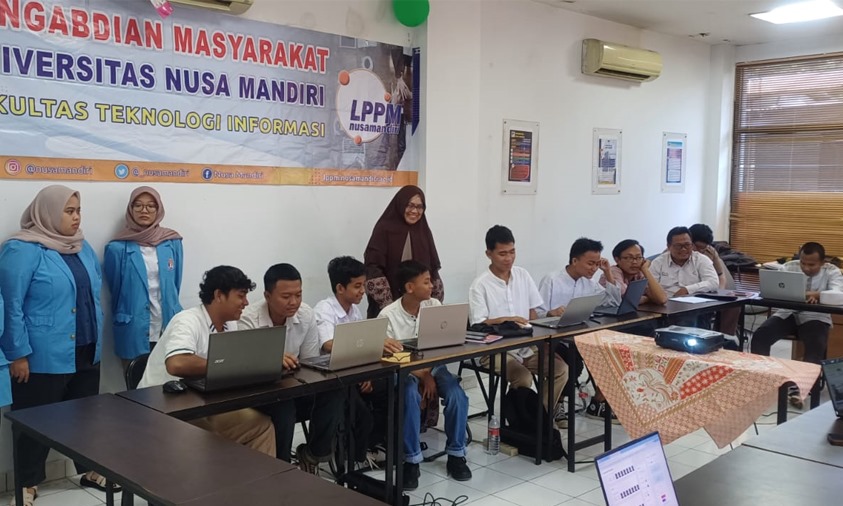 Pelatihan Pemanfaatan AI untuk Menunjang Peningkatan Literasi Digital