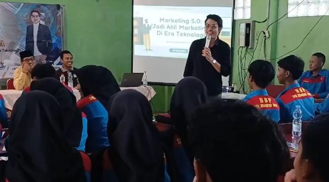Strategi Jadi Ahli Marketing di Era Artificial Intelligence