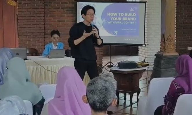 
					Pelatihan Optimasi Konten Digital untuk UMKM