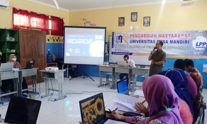 
					Dosen Universitas Nusa Mandiri Tingkatkan Keterampilan Guru