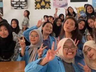 Mahasiswa Prodi Bisnis Digital UNM Sukses Gelar Pelatihan