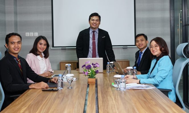 
					Internship Experience Program