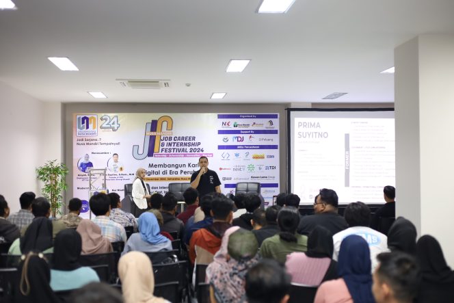 
					Mau Karir Melesat? Era Digital Itu Bukan Ancaman, Tapi Tambang Emas!