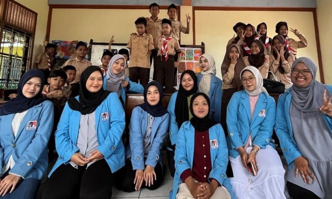 
					Mahasiswa Universitas Nusa Mandiri Gelar Sosialisasi