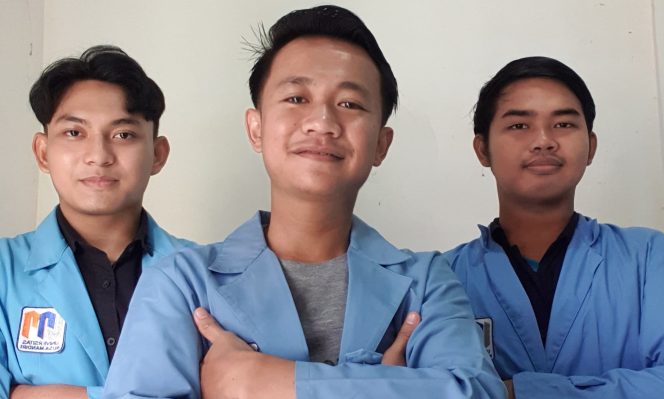 
					Mahasiswa UNM Ciptakan Aplikasi SIMAS
