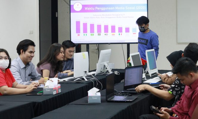 
					Prodi Bisnis Digital Universitas Nusa Mandiri