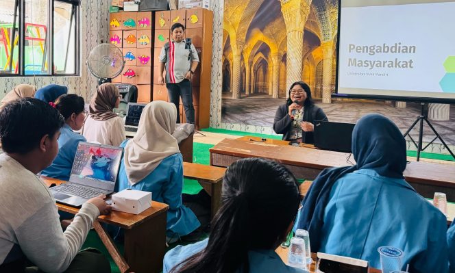 
					Peningkatan Keterampilan Digital