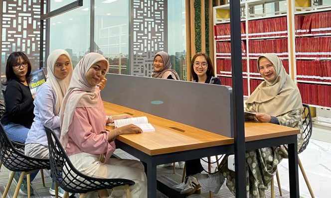 
					Tantangan Dunia Kerja bagi Lulusan Manajemen