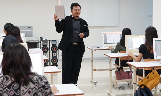 
					Kuliah Lebih Dekat dan Cepat