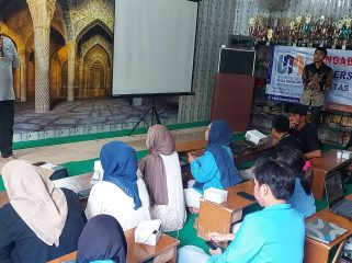 Pemanfaatan AI untuk Tingkatkan Kinerja