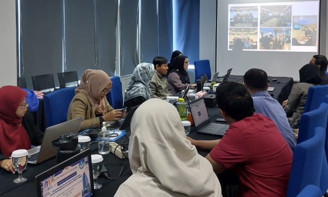 
					Lulusan Melek Teknologi dan Siap Berkarya