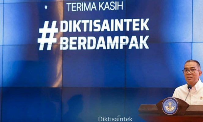 
					FTI UNM Perkuat Kurikulum dan Riset