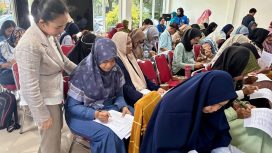 UNM Latih UMKM Desa Cimanggis