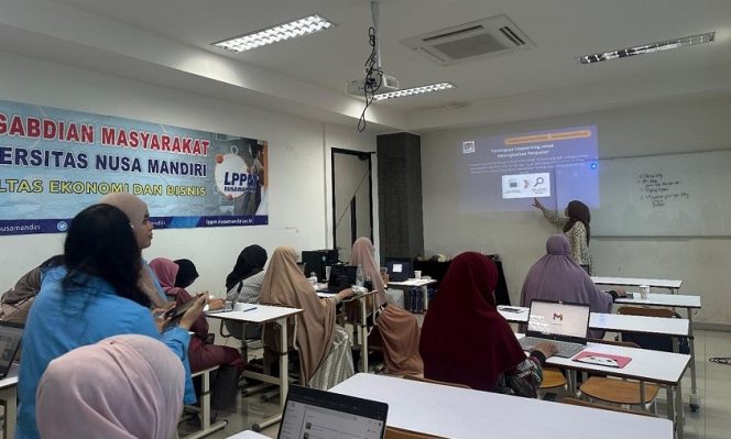 
					Literasi Digital untuk UMKM