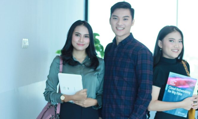 
					Profesi Desain UI/UX Makin Diminati