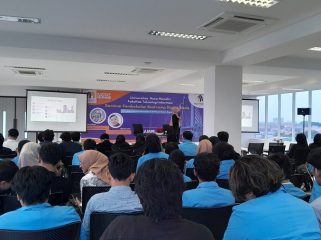 UNM Buka Jalan Buat Kamu Jadi Digital Boss