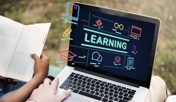 Literasi Digital: Kekuatan yang Tak Terlihat