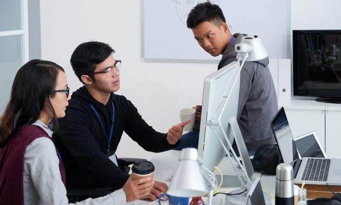 
					Bisnis Digital Jadi Jurusan Strategis Hadapi Era AI dan Otomatisasi