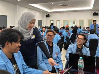 Kuliah Anti Mainstream Buat Gen Z