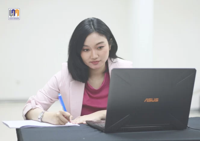 
					Mengapa Jurusan Manajemen di Nusa Mandiri Bisa Buka Banyak Peluang Kerja? Ini Jawabannya!