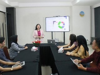 UNM Jatiwaringin Tawarkan Program 3+1 yang Bantu Mahasiswa Masuk Dunia Industri