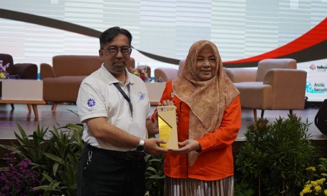 
					UNM Perkuat Ketahanan Siber Nasional Lewat ACAD CSIRT Summit 2025