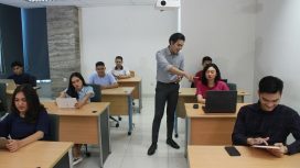 Siap Hadapi Dunia Bisnis Lewat Program IEP 3+1