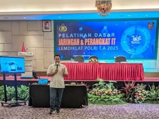 UNM Latih Anggota Polri Kuasai MikroTik