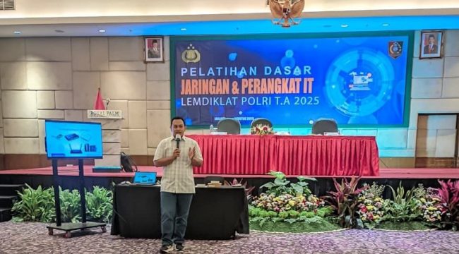 UNM Latih Anggota Polri Kuasai MikroTik