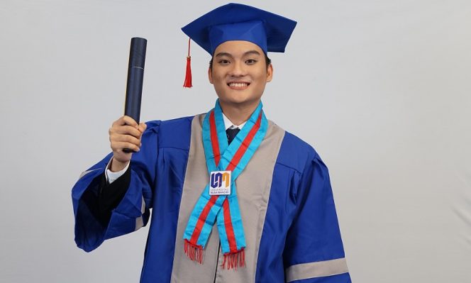 
					UNM Raih Akreditasi Unggul
