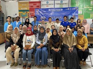 RW 12 Jatiwaringin Bikin Revolusi Digital Warga