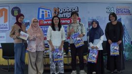 UNM Kampus Jatiwaringin Pererat Tali Silaturahmi dengan Orang Tua