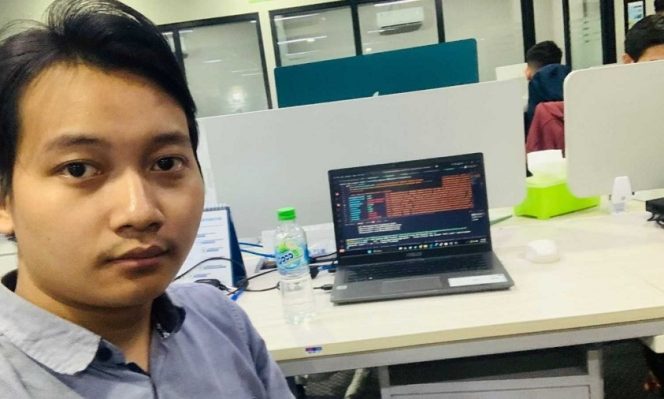 
					Mahasiswa UNM Taklukkan Tantangan Migrasi Sistem