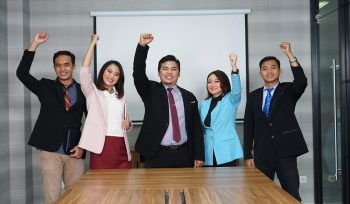 Mencetak Pemimpin Bisnis Masa Depan