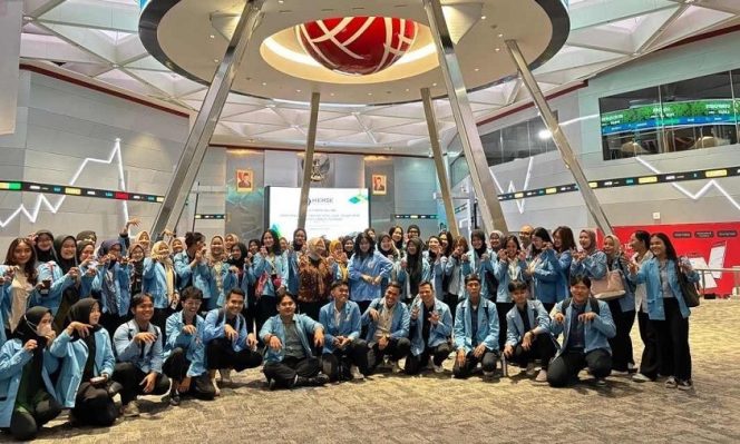 
					Talenta Digital di Dunia Bisnis Modern