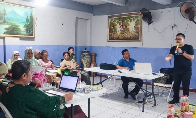 
					Transformasi Besar! UNM Pastikan Guru SMK Depok Tak Tergilas Teknologi AI