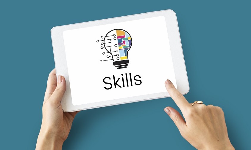 Digital Skills dan Perspektif Internasional