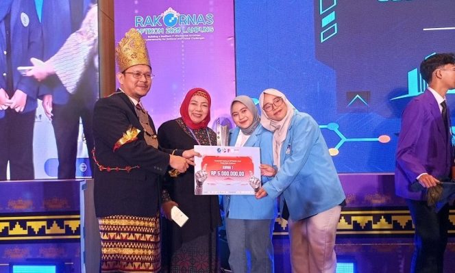 
					Mahasiswa Universitas Nusa Mandiri Raih Juara 1 Nasional di Ajang Pesta Data APTIKOM 2025