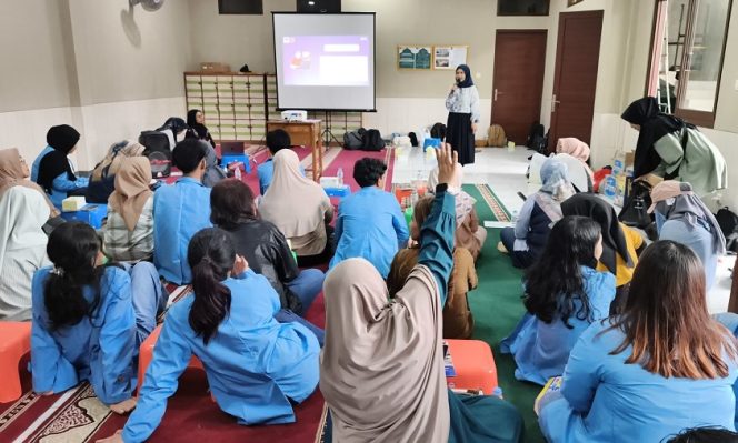 
					UNM Dorong Ibu PKK Melek Digital lewat Pelatihan Pemasaran Online