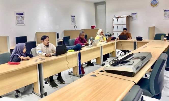 
					Mahasiswa Doktoral Informatika UNM Perkuat Budaya Riset Lewat Diskusi Rutin Setiap Jumat