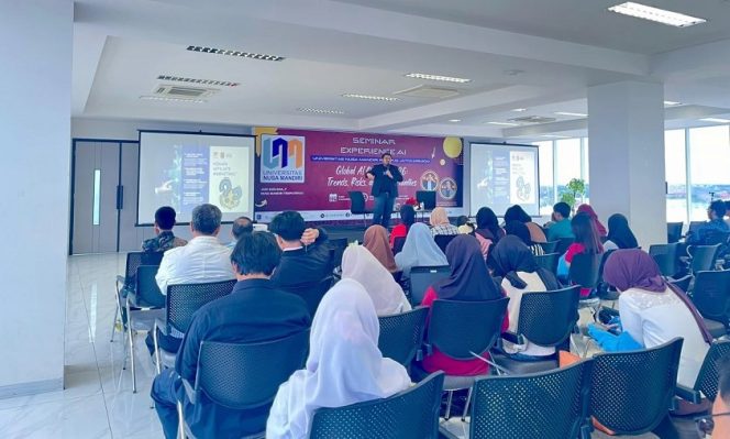 
UNM Kampus Jatiwaringin Kupas Tren AI Global 2026, Mahasiswa Siap Saingi Dunia Digital