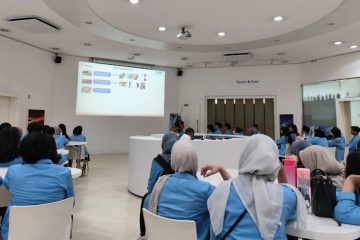 Ingin Kuliah Manajemen Siap Kerja Digital?