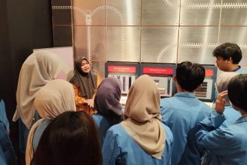 Siap Kerja Sejak Kuliah